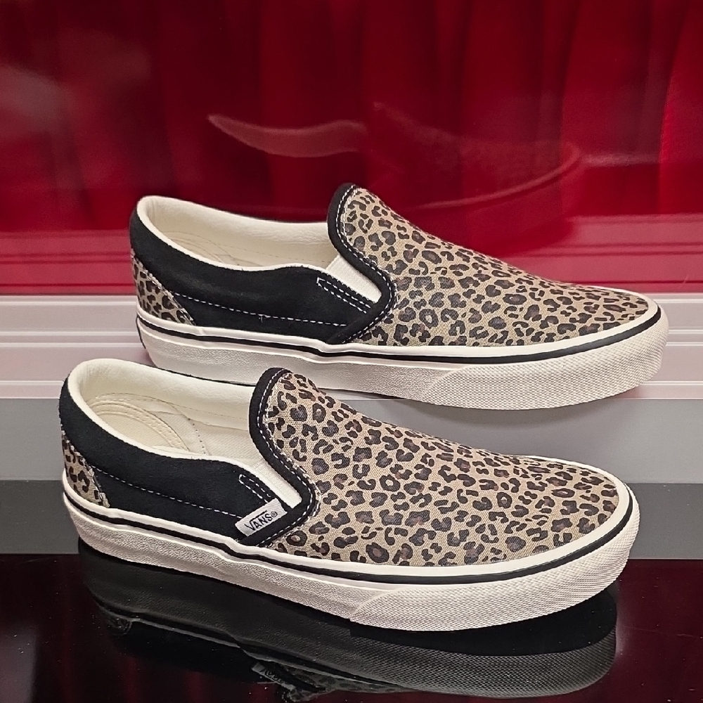 Vans Classic Slip On Black And Leopard Men’s 4.5 Women’s 6.0 New